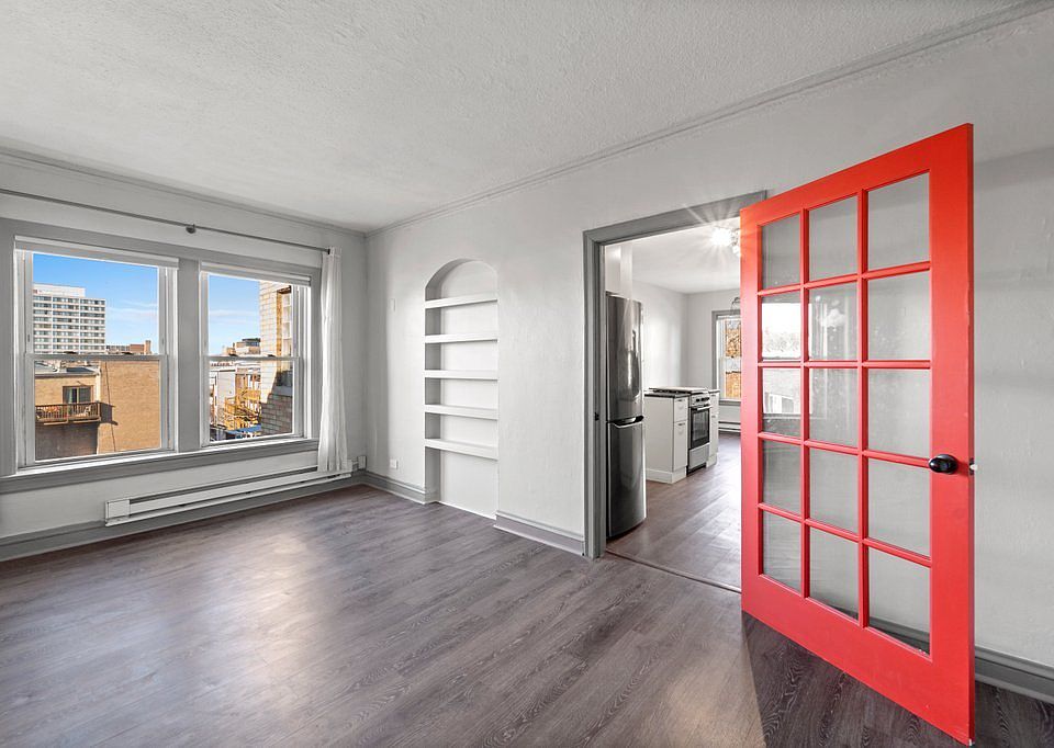 1st image of 844 W Ainslie St #3-L