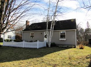 15 Hanward Hl, East Longmeadow, MA 01028