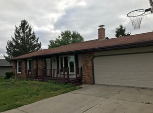 5525 Kroemer Rd, Fort Wayne, IN 46818