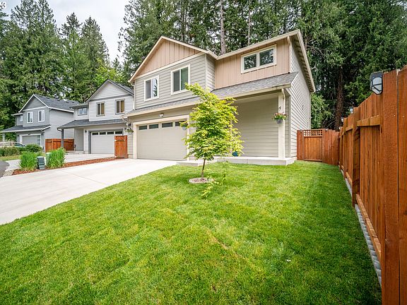 3rd image of 8308 NE 88th Cir