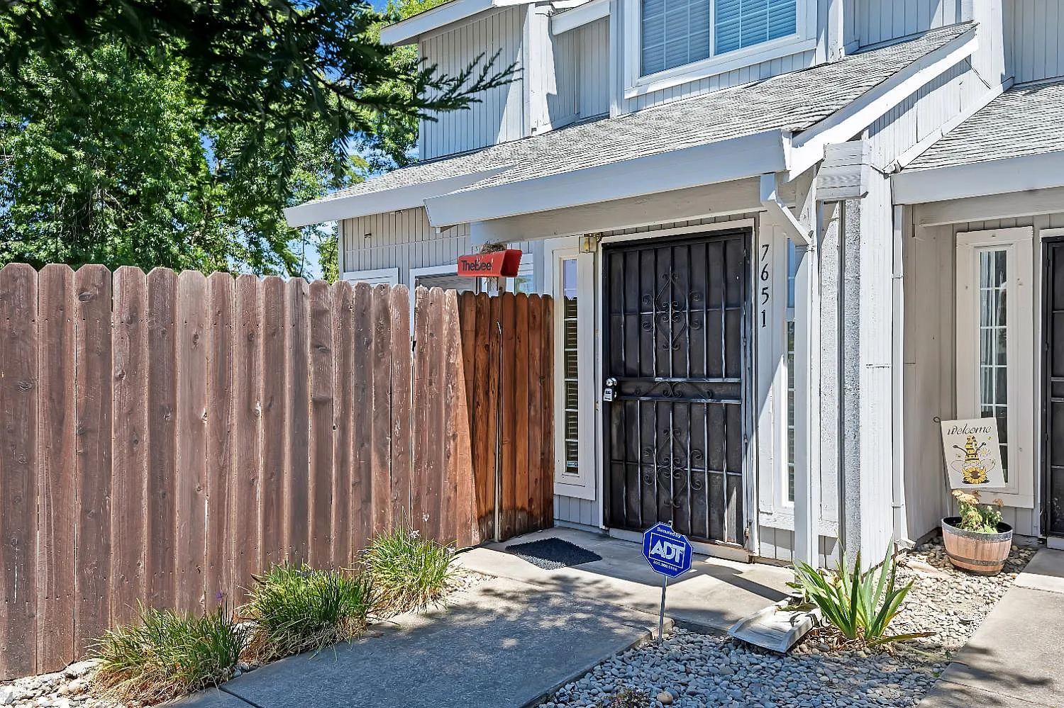 7651 Roberta Ln photo 1