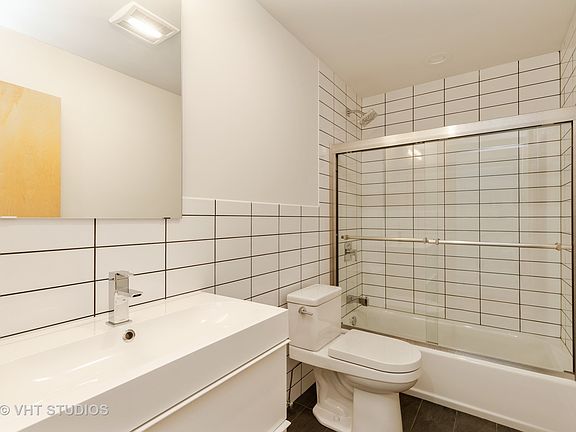 4th image of 325 E 44th St #Ge