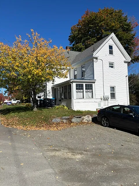 218 Main St — Photo 1