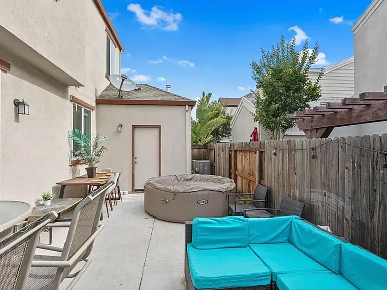 2448 Ben Ali Way — Photo 17