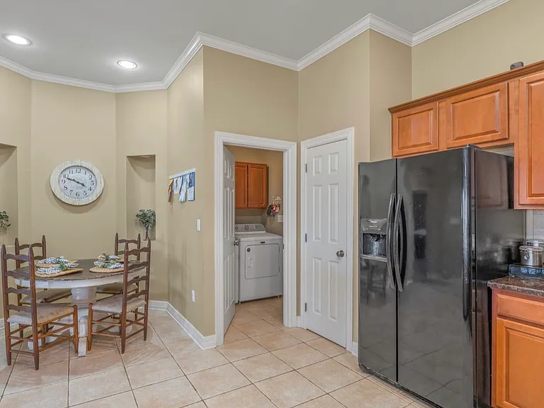 2213 Shumark Trl — Photo 12