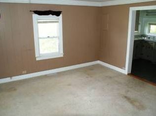 326 Coan Harbour Dr, Lottsburg, VA 22511