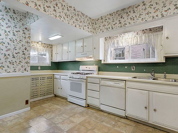 4th image of 514 William St