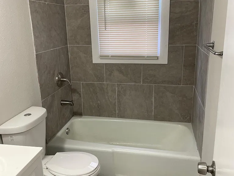 1103 S Camden St #1 — Photo 7