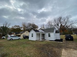 1049 E Walthal Cir, Memphis, TN 38111