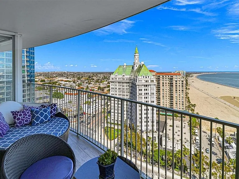 700 E Ocean Blvd #2605 — Photo 43