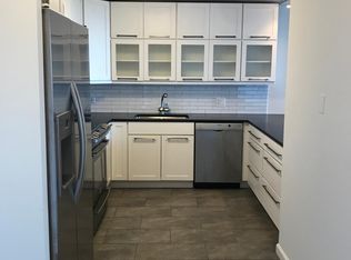 1743 N Wells St, Chicago, IL 60614