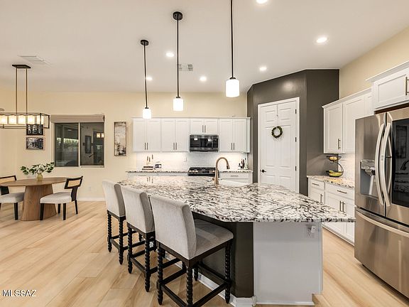 3rd image of 13215 N Stonecrop Ln