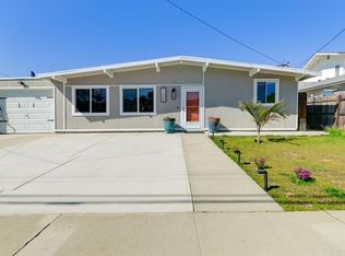 125 Frontier Dr, Oceanside, CA 92054