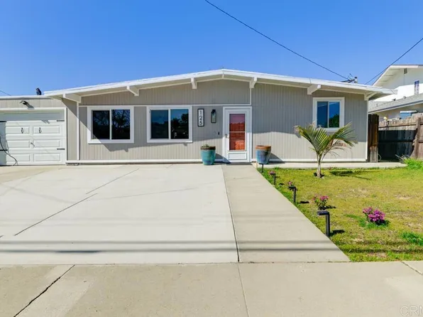 125 Frontier Dr, Oceanside, CA 92054