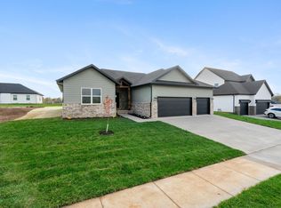 Willow Plan, Harper Ridge, Republic, MO 65738