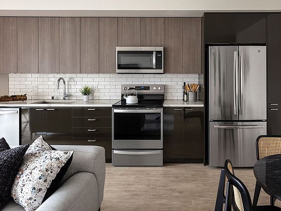 4th image of 701 5th Ave N #3436395