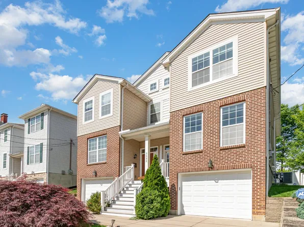 3033 Lavinia Ave #B, Cincinnati, OH 45208