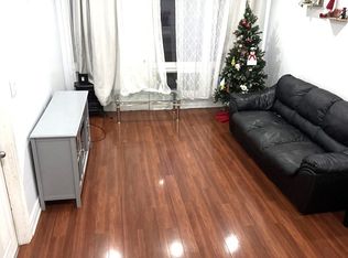 21 London Green Ct #33, Toronto, ON M3N 1K3