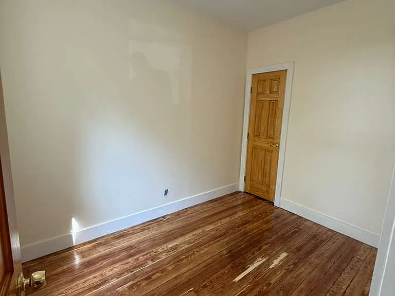 6137 Gates Ave #2 — Photo 10