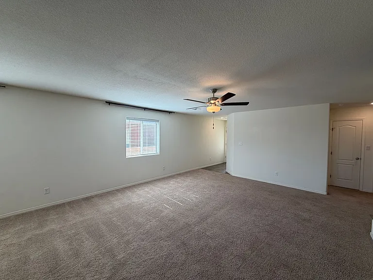 3820 Hernandez St SW — Photo 6