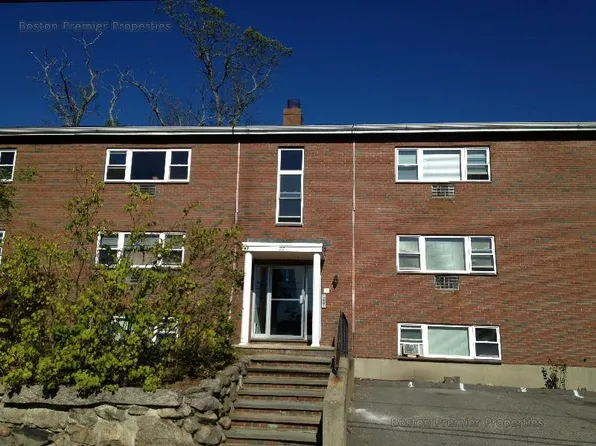 22 Kensington Rd, Weymouth, MA