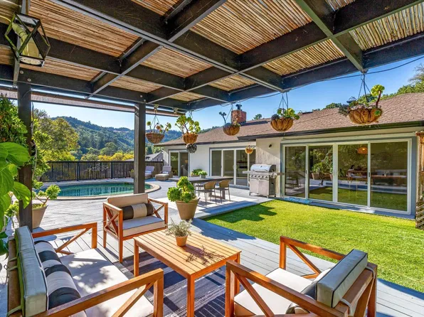 28 Oak Tree Lane, Fairfax, CA 94930