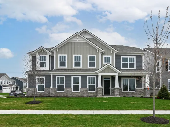 2165 Davis Dr, Westfield, IN 46074