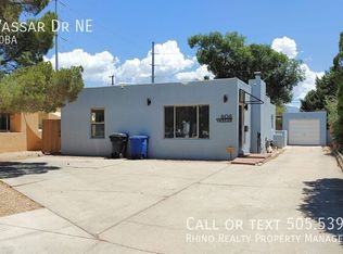 808 Vassar Dr NE, Albuquerque, NM 87106