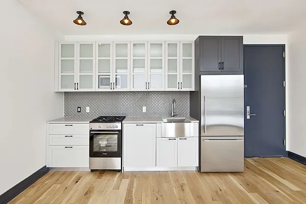 Rented by Bold New York | media 69