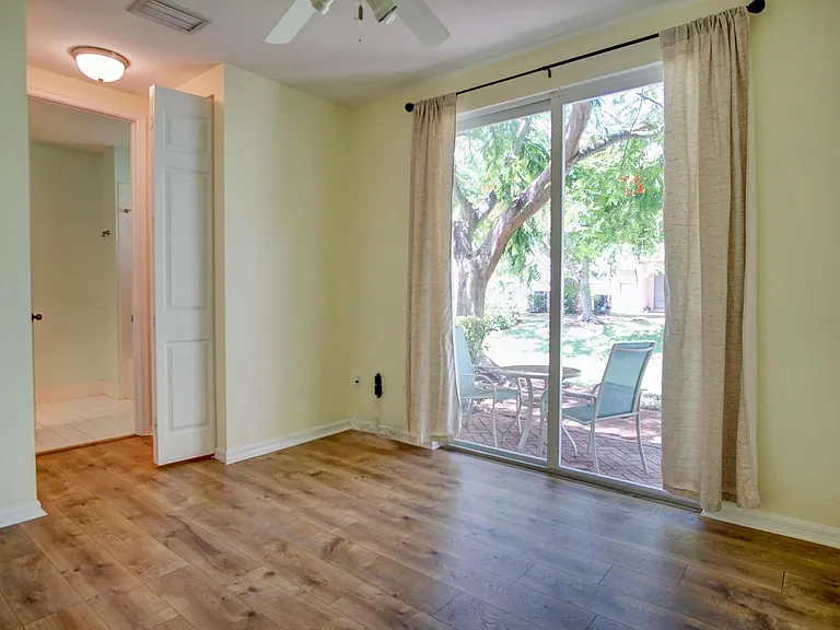 1020 E Longport Cir #Townhouse F2 — Photo 19