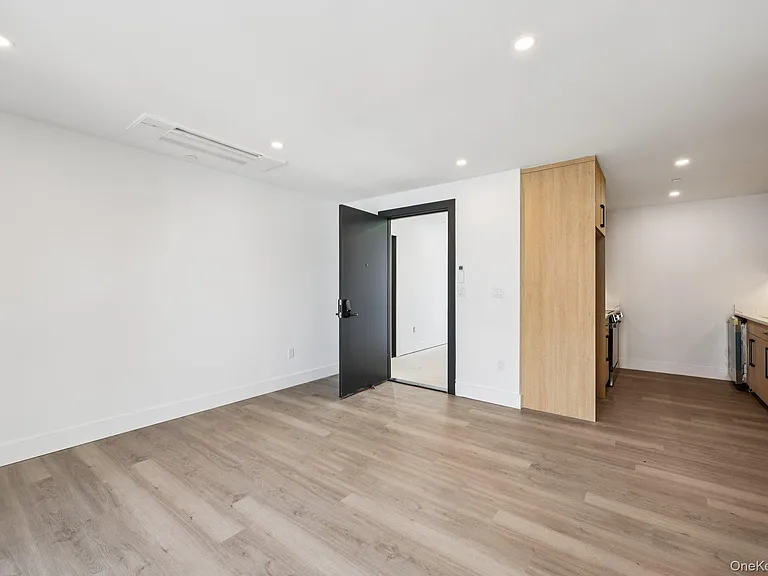 325 Manville Rd #203 — Photo 10