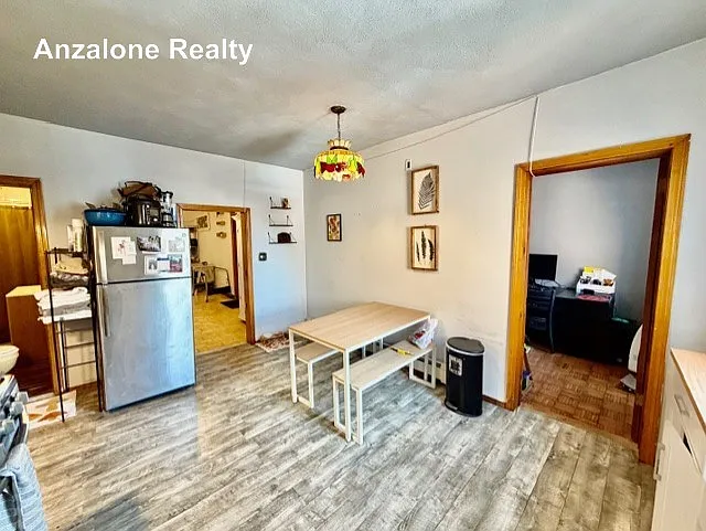 Building Photo - 240 Hanover St #2