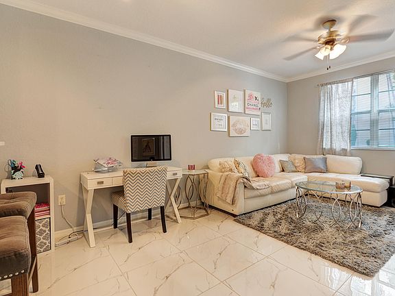 3rd image of 1803 N Flagler Dr APT 115