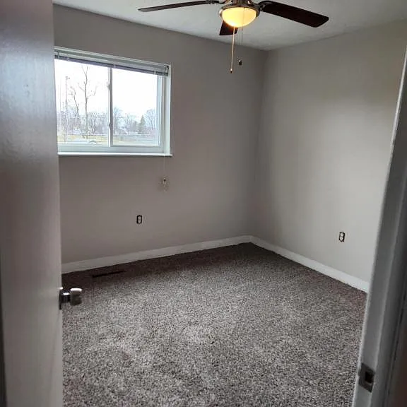 38751 Lakeshore Blvd — Photo 3