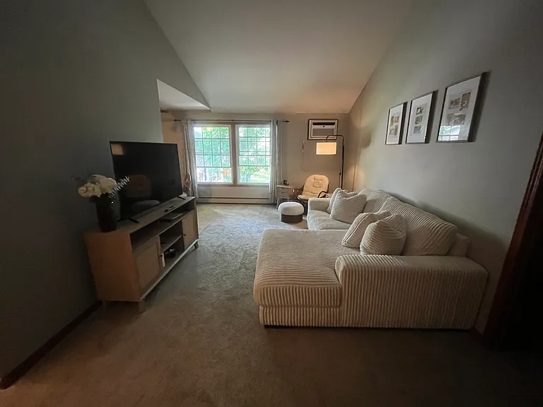 4518 Cedar Lake Rd #6 — Photo 5