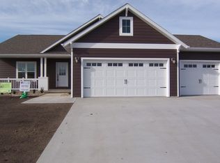 1607 Saint Justice St, Brookings, SD 57006