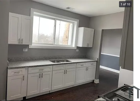4 bed, 1600 sqft, $3,100 — Photo 2