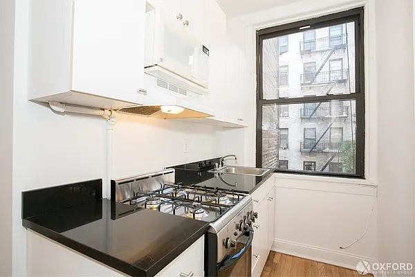 Rented by Oxford Property Group | media 54