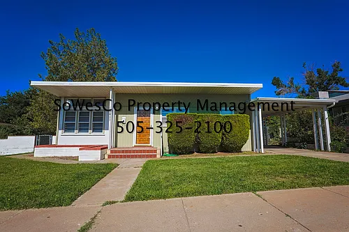 1011 N Monterey Ave Photo 1