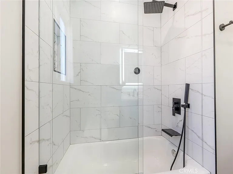 10101 Memory Park Ave — Photo 20