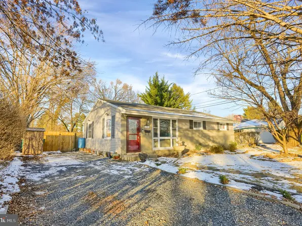 4903 Delbrook Rd, Mechanicsburg, PA 17050