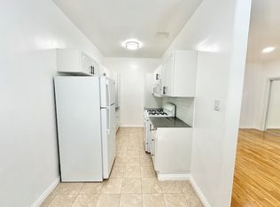 229 S Tower Dr #1C, Beverly Hills, CA 90211