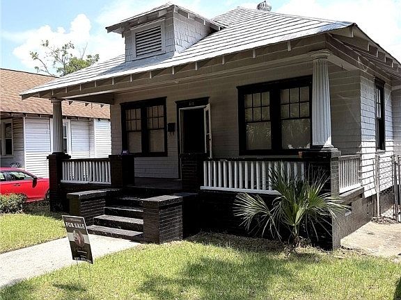 3rd image of 512 W 44th Street