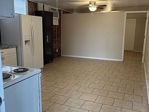 3rd image of 202 Shepard Ave Unit C