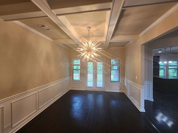 2nd image of 189 Aylesbury Blvd