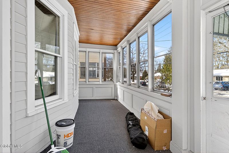 5th image of 93 Homestead Avenue