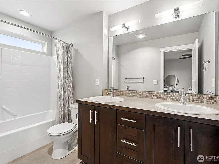 1325 Seattle Hill Rd #L4 — Photo 18