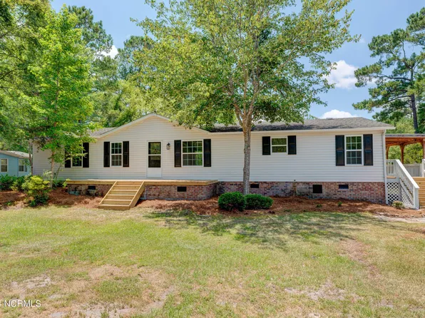 6197 Shaw Highway, Rocky Point, NC 28457