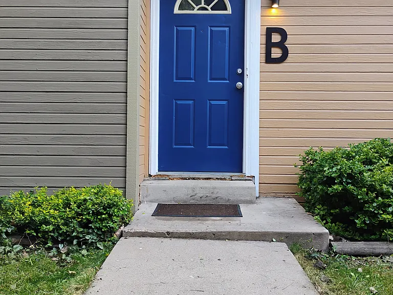 1579 Hooker St — Photo 23