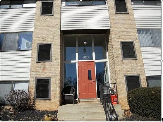 1st image of 150 Royal Oak Dr